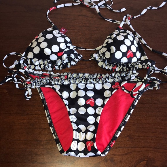 Guess Junior Bikini - Picture 1 of 2